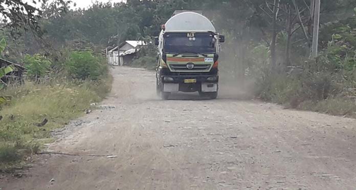 Jalur Non Tol Mendesak, Warga Sekitar Bandara BIJB Tunggu Pembebasan Lahan