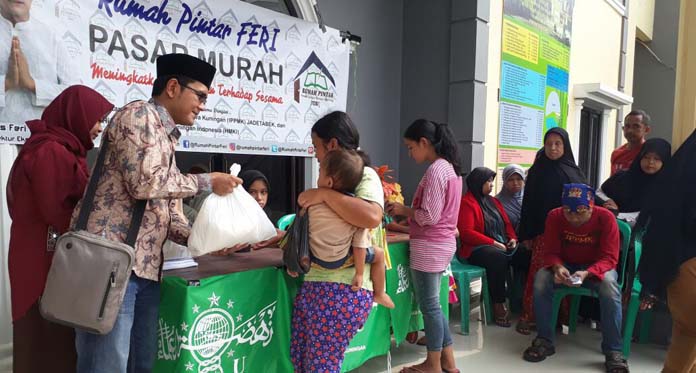 Halalbihalal, FERI-PCNU Bagikan Sembako Murah