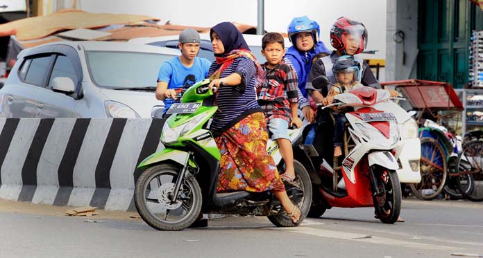 Jangan Asal Bonceng Anak! Ini Penjelasannya..