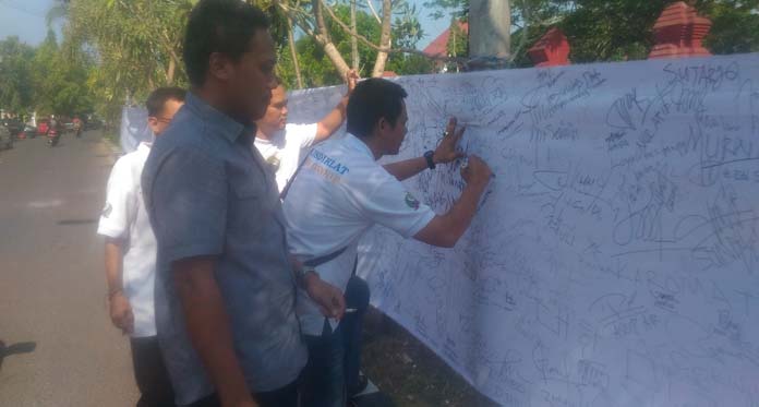 Galang Ribuan Tanda Tangan Minta Direksi CSI Dibebaskan