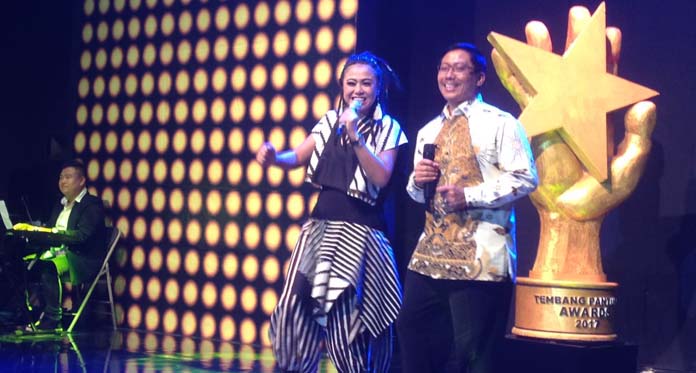 Duet Diana Sastra-Bupati Sunjaya Meriahkan Tembang Pantura Award 2017