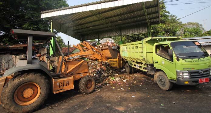 DLH Kurang Antisipasi, Janjikan Pengangkutan Sampah Bertahap