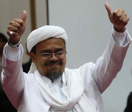 Habib Rizieq Dirawat di Rumah Sakit, Belum Test Swab