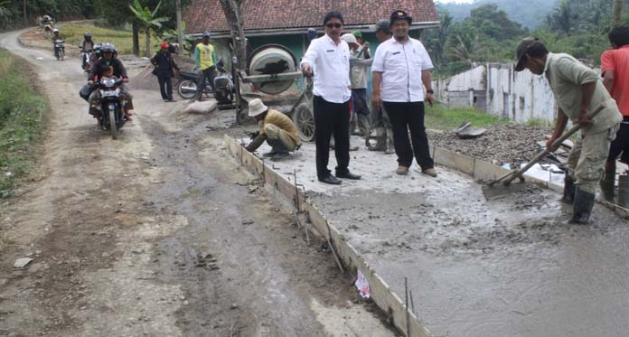 Rp10 Miliar untuk Pembangunan Jalan Cipasung-Subang