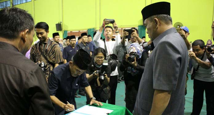 95 PNS Kota Cirebon Dimutasi, Walikota: Ini untuk Tingkatkan Kinerja