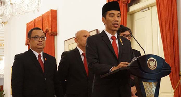 Dituding Langgar UU Keuangan, Presiden Jokowi Terancam Dimakzulkan
