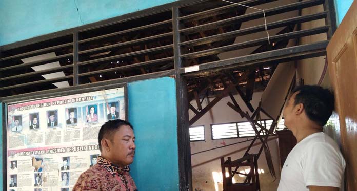 Atap SDN 2 Pamengkang Ambruk, Kegiatan Belajar Siswa Bakal Terganggu