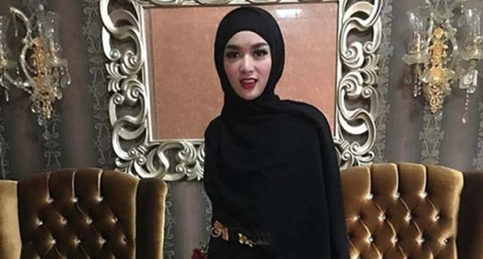 Tiara Dewi Ikhlas Bila Diceraikan Lucky Hakim