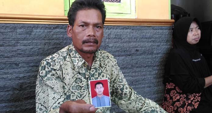 Ayah Korban Tewas Sebut Riyan Luka-luka saat Ditahan Awak PO Bus Bhinneka