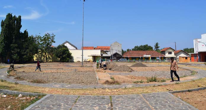 Susul Ciledug, Alun-alun Lemahabang Mulai Berbenah