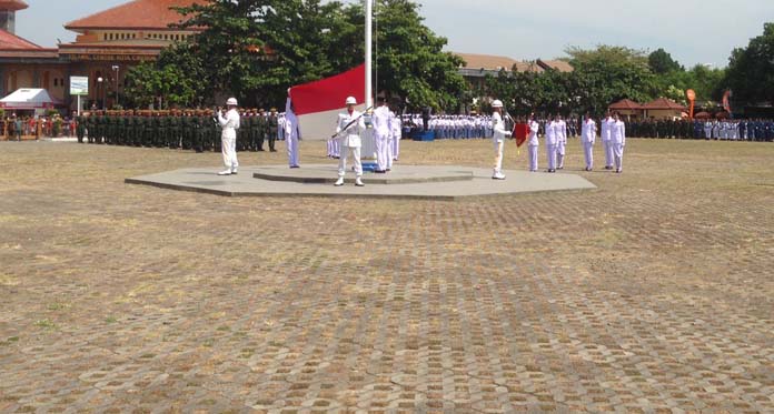 Peringatan HUT Kemerdekaan RI Khidmat, Walikota Ajak Perkuat Gotong Royong