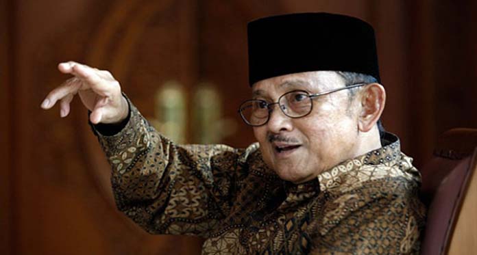 Habibie Ajak Rakyat Jangan Takut pada Neolib