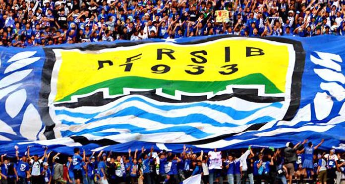 Bobotoh Persib Dihukum Lima Laga Tanpa Atribut