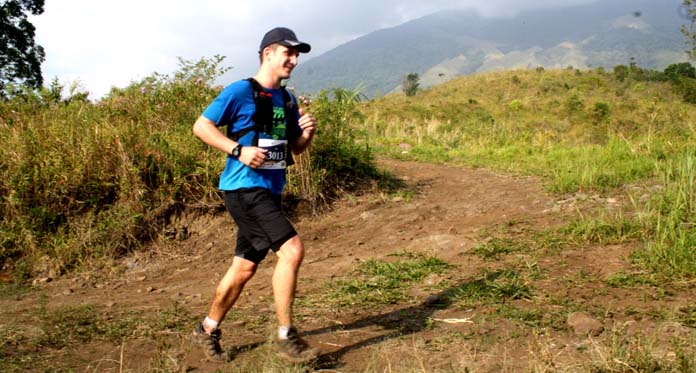 Pelari Bule Meriahkan Ciremai Trail Run