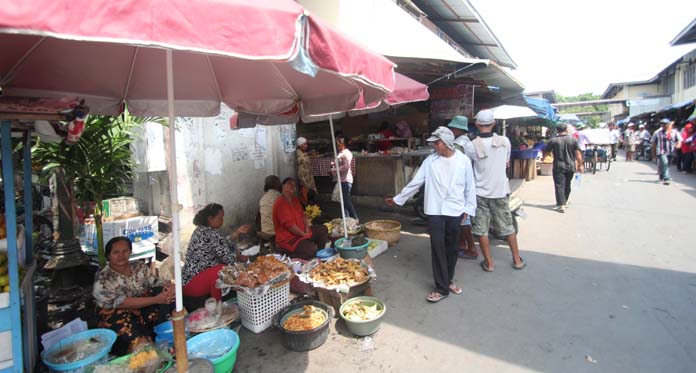 Pedagang Pasar Kanoman Masih Keberatan Harga Sewa