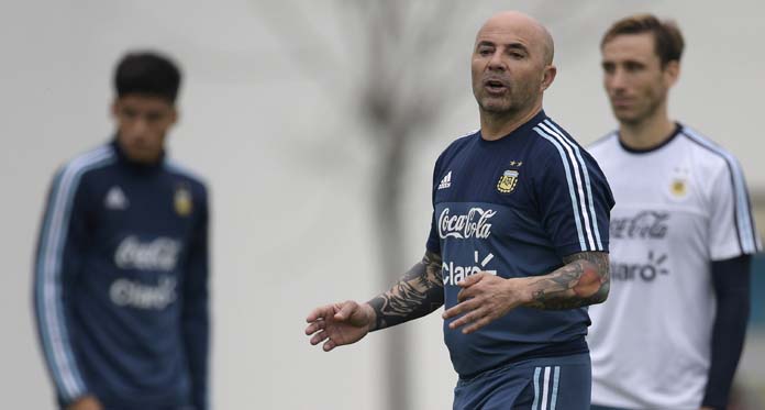 Uruguay vs Argentina: Butuh Menang, Sampaoli Andalkan Messi Waspadai Suarez