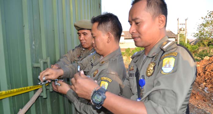 Izin Kurang Lengkap, Satpol PP Segel PLTU 3