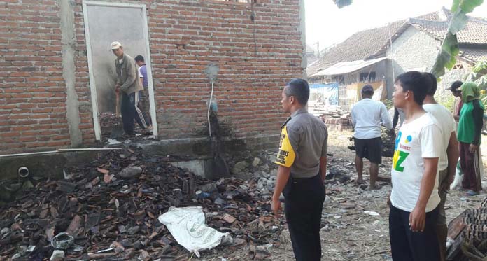 Penyebab Kebakaran Diselidiki Polisi, Pemilik Rumah Masih Syok