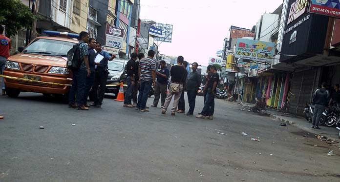 Unit Inafis Polres Ciko Bantu Puslabfor Selidiki Kebakaran