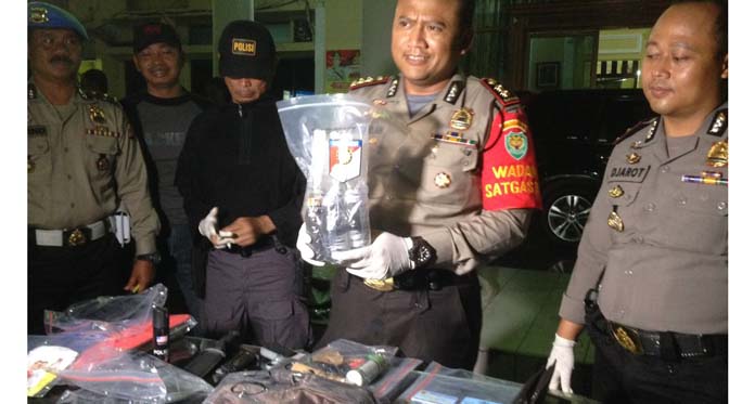 Hari Ini Polisi Geledah Rumah Terduga Teroris di Majalengka