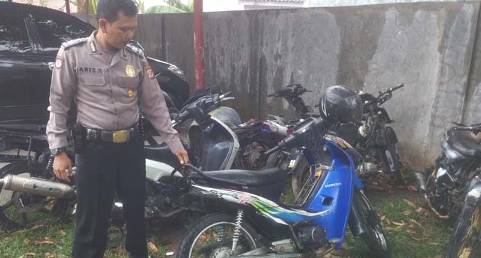 Sang Ayah Gagal Nyalip, Anak yang Dibonceng Tewas Terlindas Truk Tangki