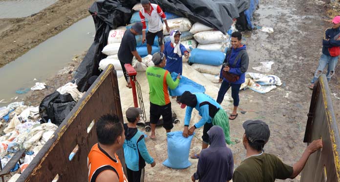 Musim Kemarau Pendek, Petani Garam Gagal Panen