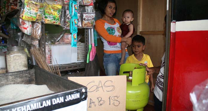 Di Kuningan, Gas 3 Kg Tembus Rp25.000 Per Tabung