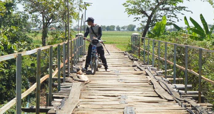 Sudah Diukur, Jembatan Tajim Tak Kunjung Diperbaiki