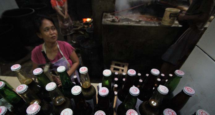 Kecap Matahari Tetap Tradisional, Pelanggannya Sudah Lintas Generasi