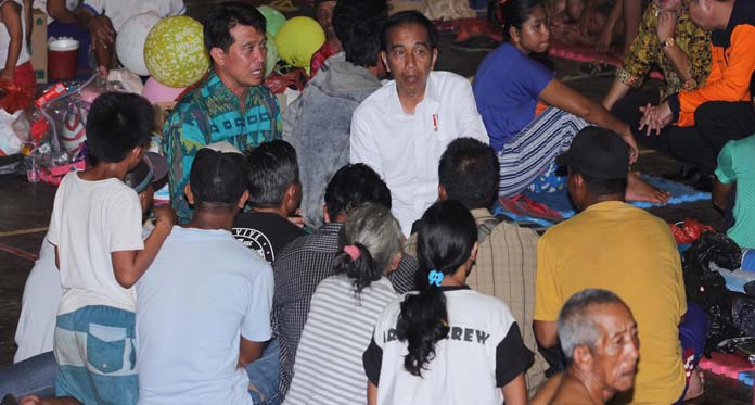 Pengungsi Mulai Mengeluh Sakit, Presiden Jokowi Minta Warga Patauhi Instruksi