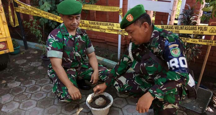 Geger, Kantor Lurah Pekalangan Dikirim Ranjau Laut Aktif