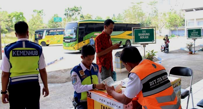 Angkum Tetap Ogah Masuk Terminal Tipe A Kertawangunan