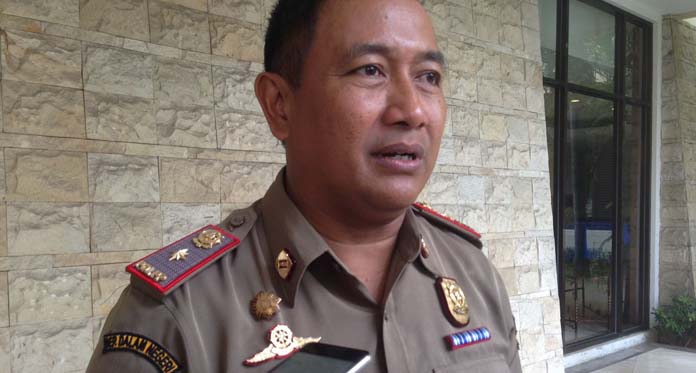 Satpol PP Kota Cirebon Tegas Bakal Tertibkan PKL yang Mangkal di Trotoar