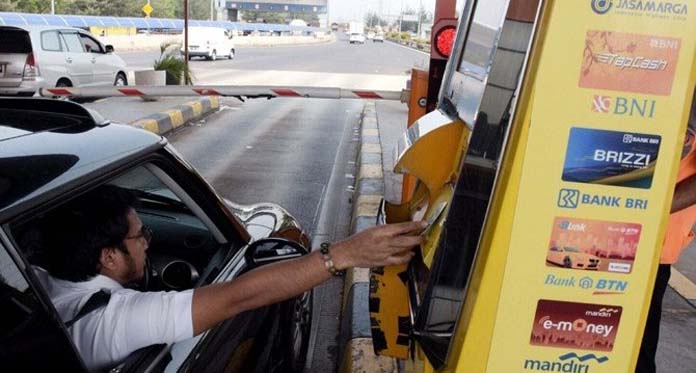 Hari ini Harus Pakai E-Tol, 99 Persen Gerbang Tol Siap