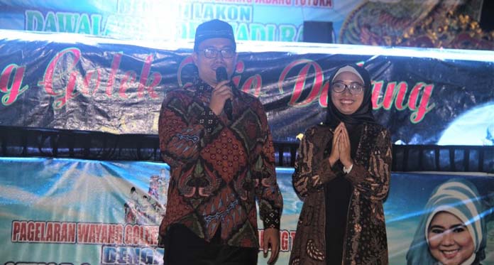 Komunikasi Politik lewat Wayang Golek, Yosa Sapa Warga Maleber