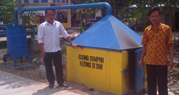 BUMDes Olah Sampah Jadi Obat Pengendali Hama