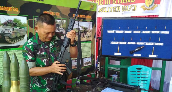 Meriahkan HUT TNI, Korem 063/SGJ Pamerkan Alutsista