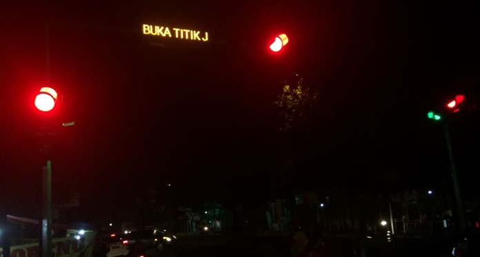 Gawat! Lampu Merah Diretas, Running Text Jadi “Buka Titik Jos”