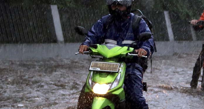 Honda Kampanye Cari Aman Berkendara di Musim Hujan