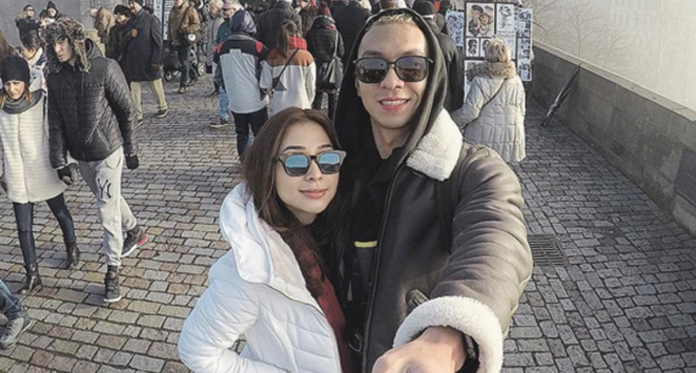 Nikita Willy Dilamar Indra Priawan?