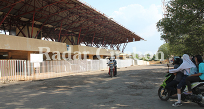 Warga Sambut Baik Renovasi Stadion Bima