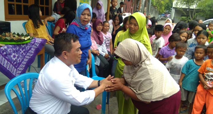 Walikota Blusukan, Warga Pegambiran Minta Renovasi Madrasah