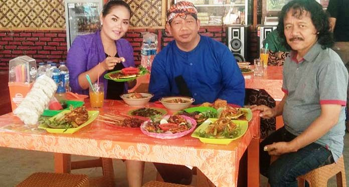 Sri Avista Artis Tarling Pantura Rambah Bisnis Kuliner dan Toko Material