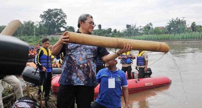 Hukuman Lemah, Perusahaan Masih Bandel Buang Limbah ke Sungai Citarum