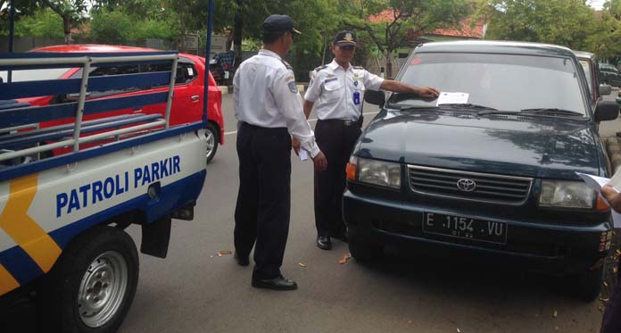 Dishub Sosialisasi Larangan Parkir, Atang: Kalau Bandel Kita Tindak Tegas