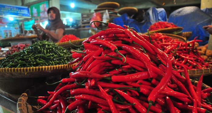 Harga Bawang Merah dan Cabai Merangkak Naik di Pasar Tradisional