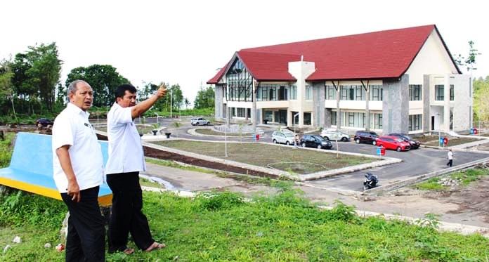 Desember, Kebun Raya Kuningan Dibuka. Pengerjaannya Dikebut