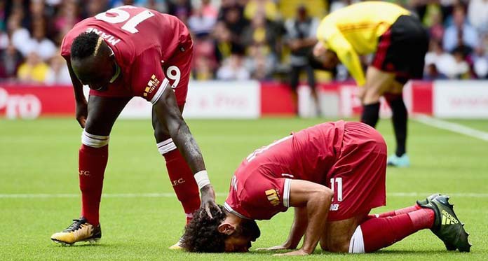 Salah Dua Kali Sujud Syukur, Liverpool Menang