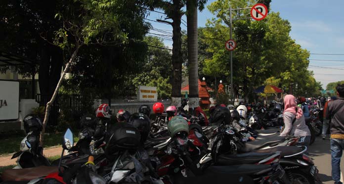 Nekat Parkir Meski Ada Rambu Larangan, Dishub Segera Terapkan Sanksi