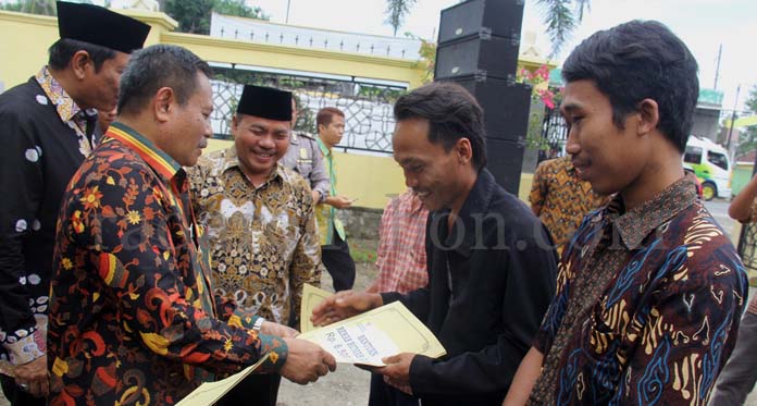 Alhamdulillah, Tiga Warga Lohbener Dapat Bantuan Rehab Rumah